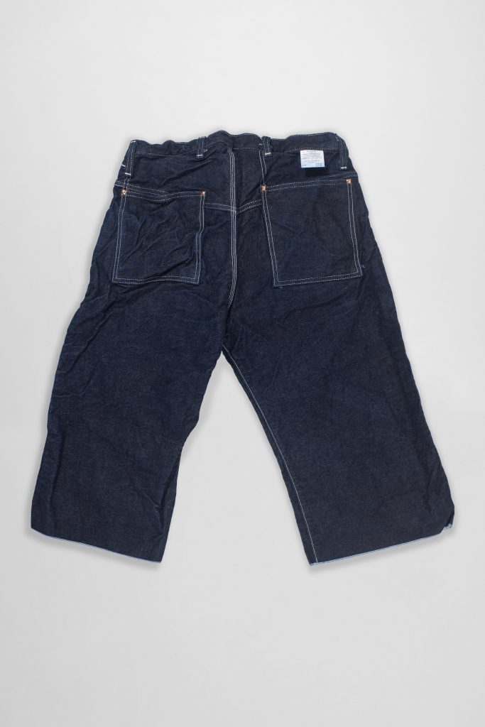 Type 102 Cross Cut Short Jeans