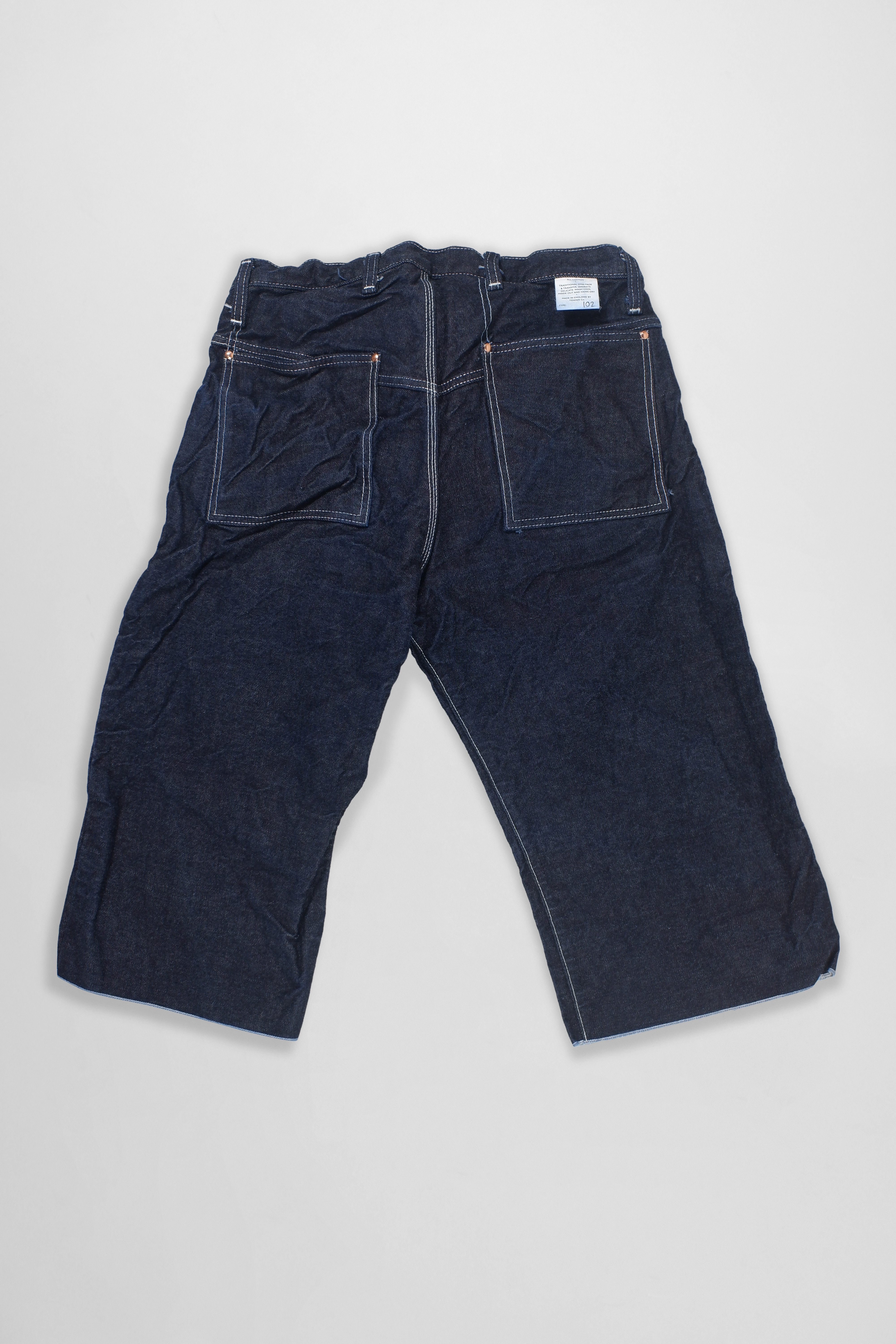 Type 102 Cross Cut Short Jeans